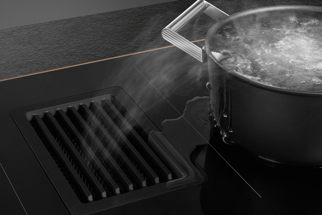 Kookplaat met geïntegreerde afzuiging verovert de keuken van nu